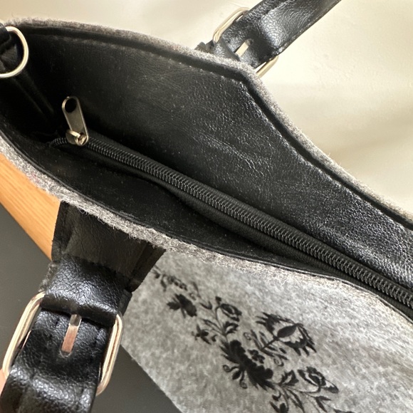 Handmade European Felt Handbag with Floral Embroidery, Gray/Black - Picture 5 of 12